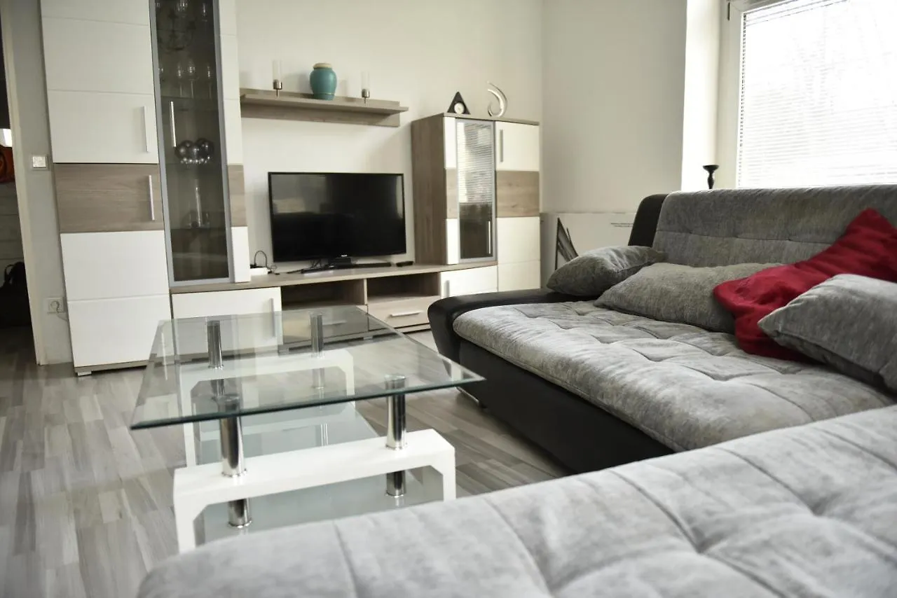 Liliencronstrasse Apartment Dusseldorf