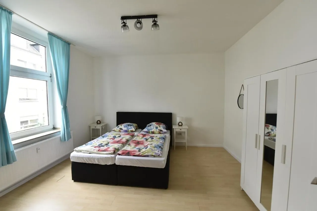 Liliencronstrasse Apartment Dusseldorf