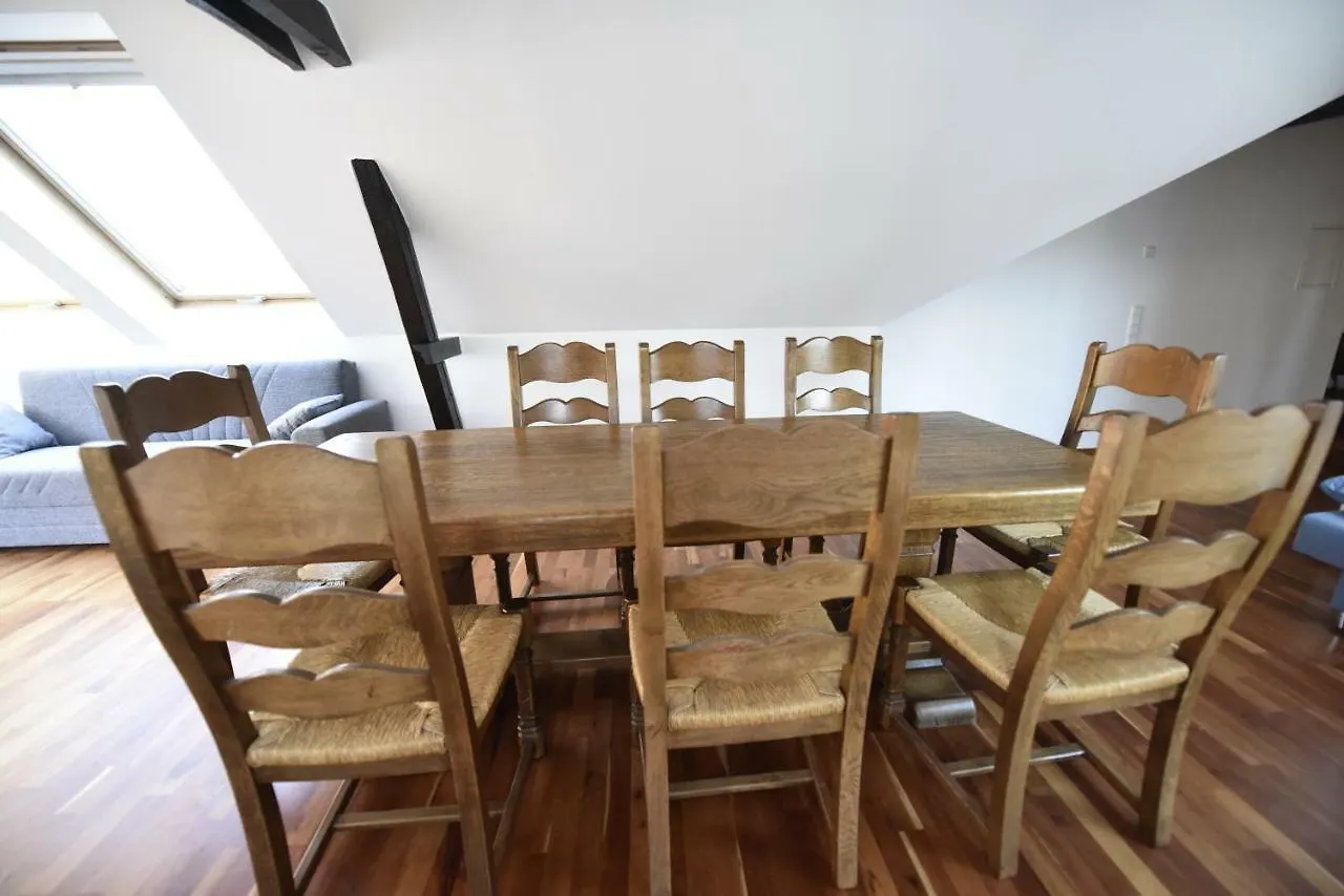 Ferienwohnung Liliencronstraße Düsseldorf Apartment